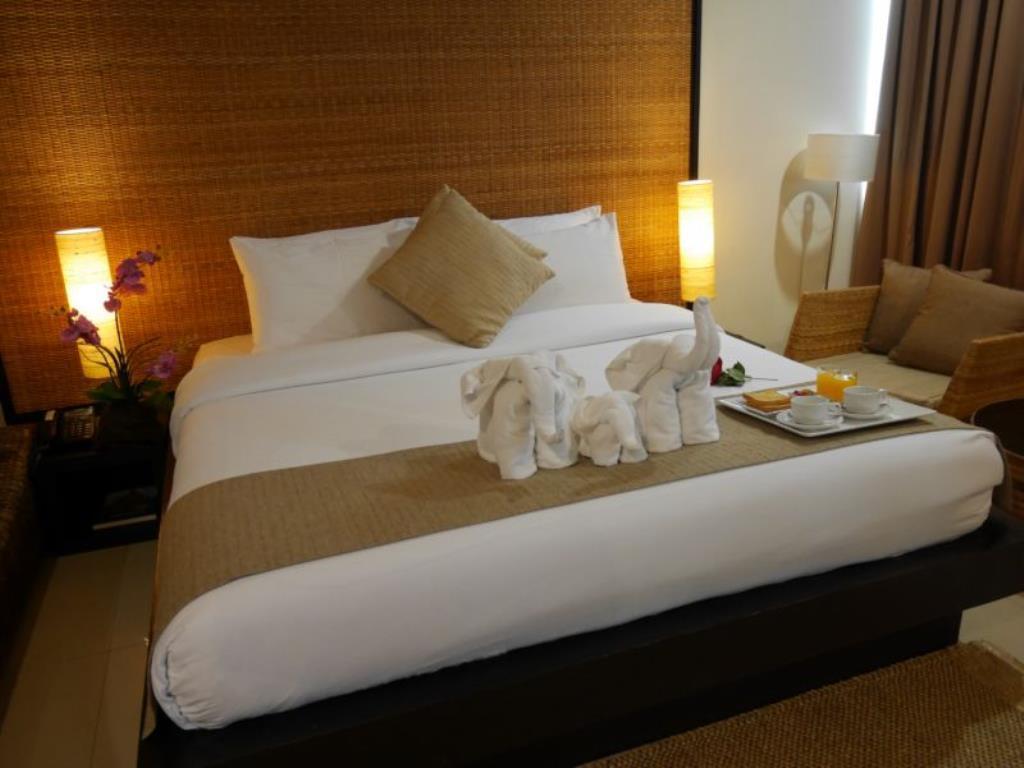 Swutel Hotel Bangkok Exterior foto