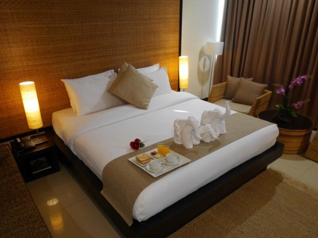 Swutel Hotel Bangkok Exterior foto